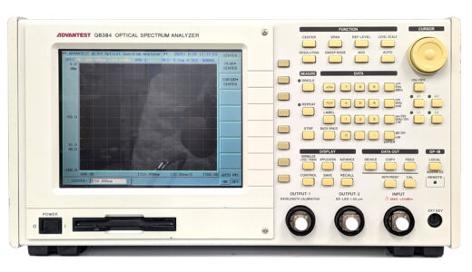 Q8384 光譜分析儀，600-1700nm，Advantest，序號：02280072