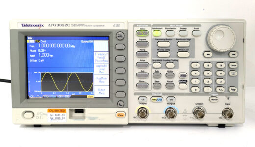 AFG3052C　任意波形產生器 2通道，50MHz Tektronix 序列號：C0102